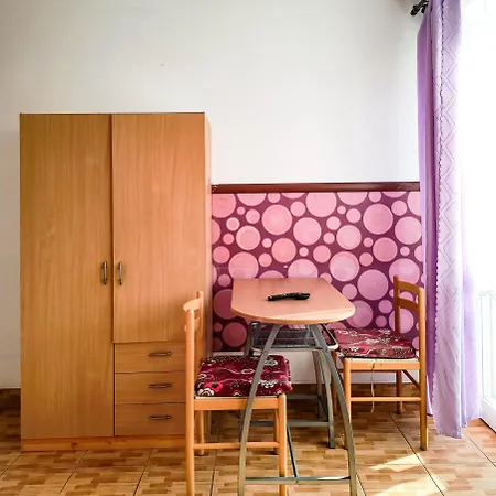 Tanie Krysia Falsztyn